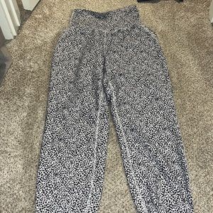 Old navy jogger